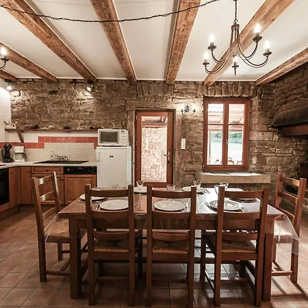 Feriehus Charmante Maison Forestiere, 3 Chambres, Activites Nature, Proche Gerardmer Et Epinal. - Fr-1-589-636